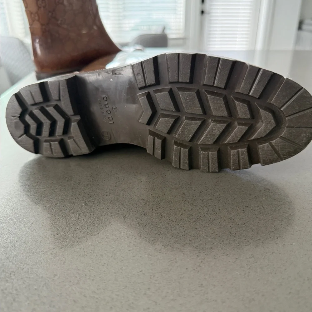 Gucci Brown Monogram Rain Boots - Picture 3 of 4